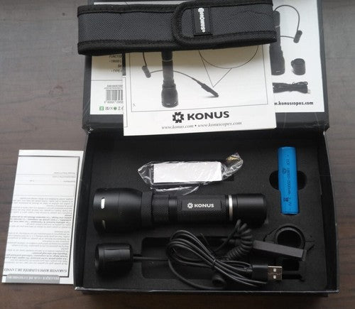 KONUS KONUSLIGHT-RC8 Torcia Ricaricabile a Comando Remoto per Slitta Weaver/Picatinny, 1000 lm e Batteria Ricaricabile