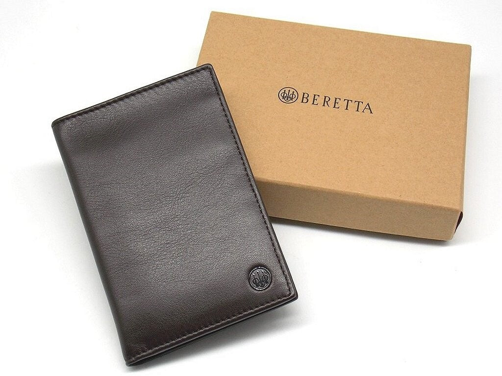 Portafoglio beretta unisex in pelle marrone porta passaporto