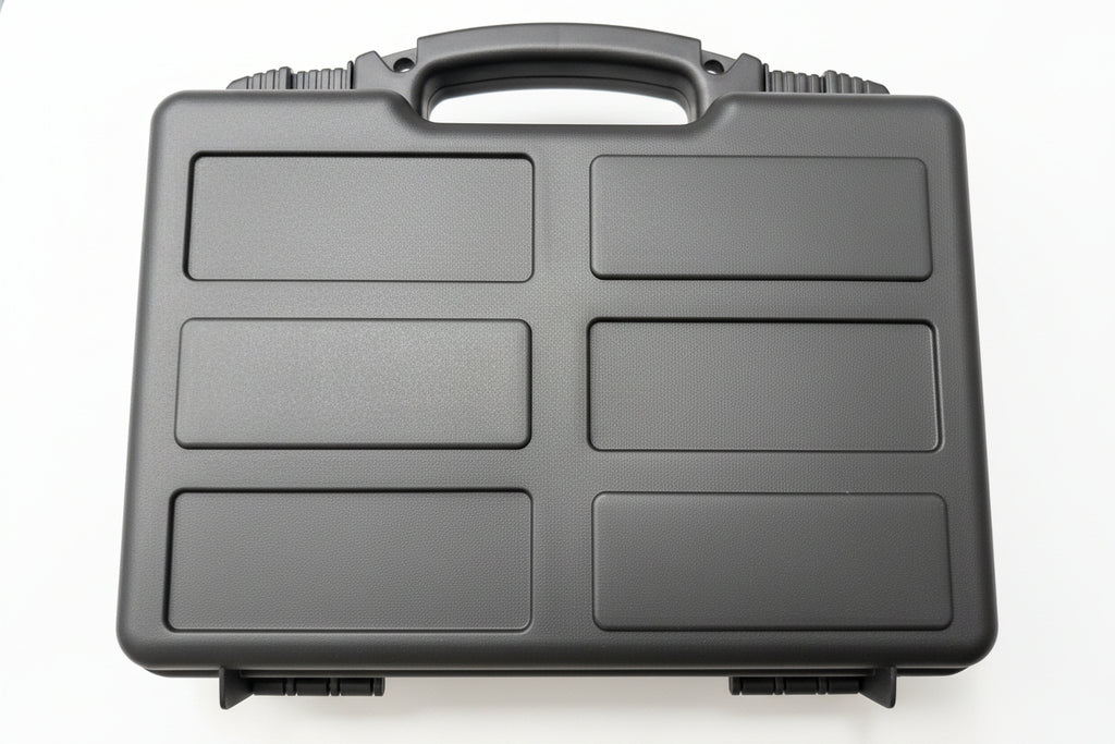 Valigetta rigida porta pistola Lynx Tech nera con logo, chiusure scorrevoli e maniglia superiore