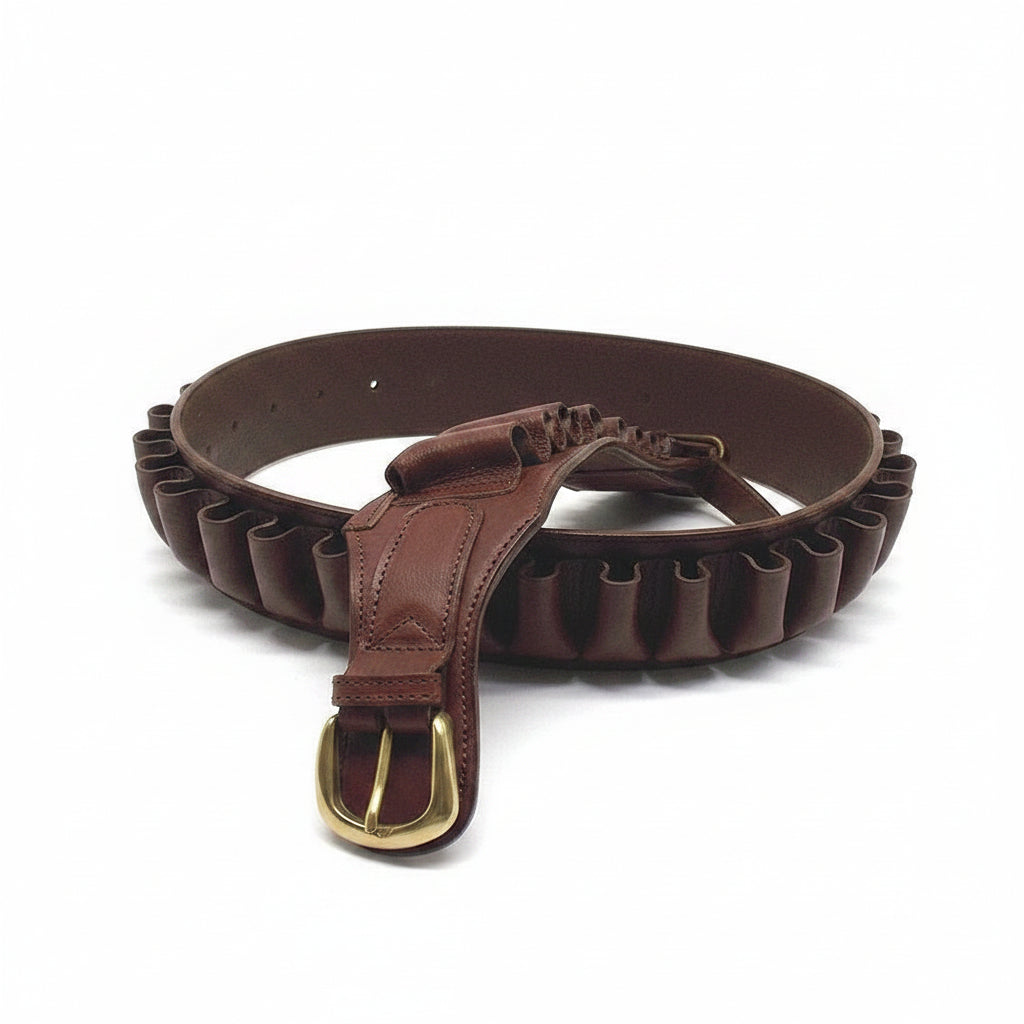 Dettaglio fibbia ottone cartuccera pelle foderata calibro 12 Delfiero Made in Italy